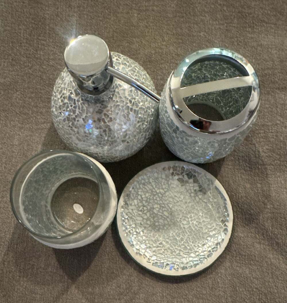 4-Piece Mosaic Mirrored Bathroom Accessory Set